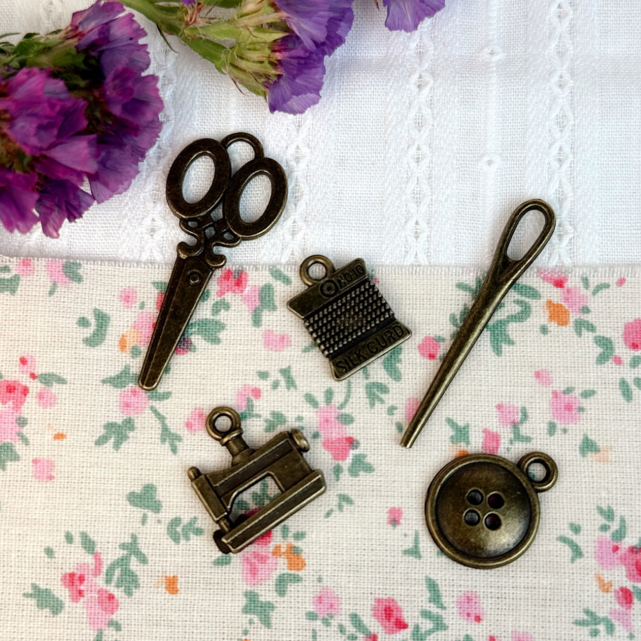 Набір №1 шармів-підвісок для рукоділля (пришивних), 5 шт