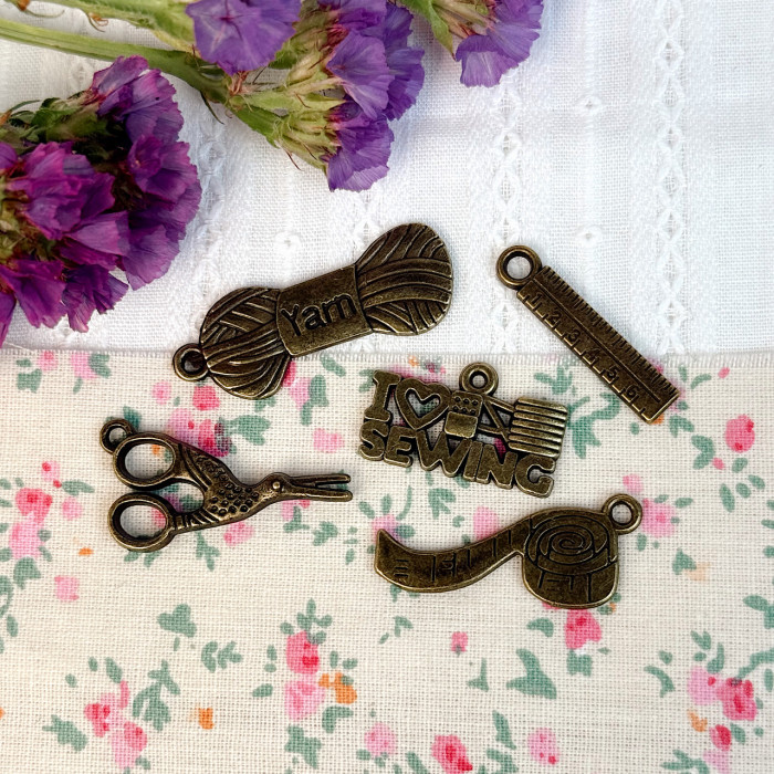 Набір №4 шармів-підвісок для рукоділля (пришивних), 5 шт