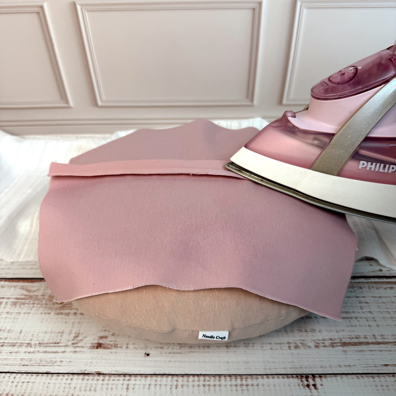 Кравецька подушечка для ВТО Needle Craft Кругла Бежева