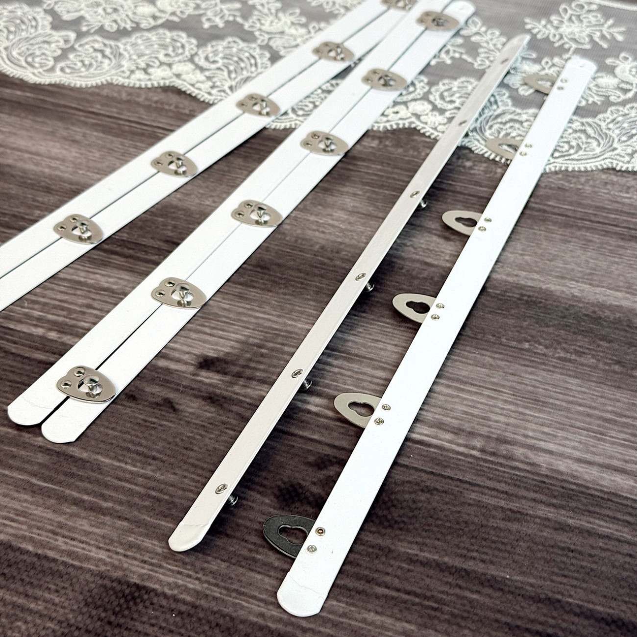 Бюск корсетний білий, 30 см, 6 застібок