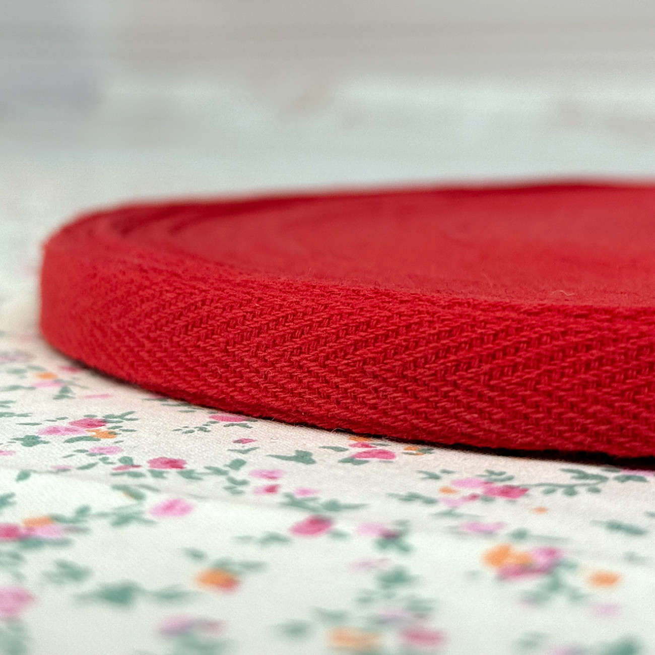 Тасьма кіперна 1 см, червона