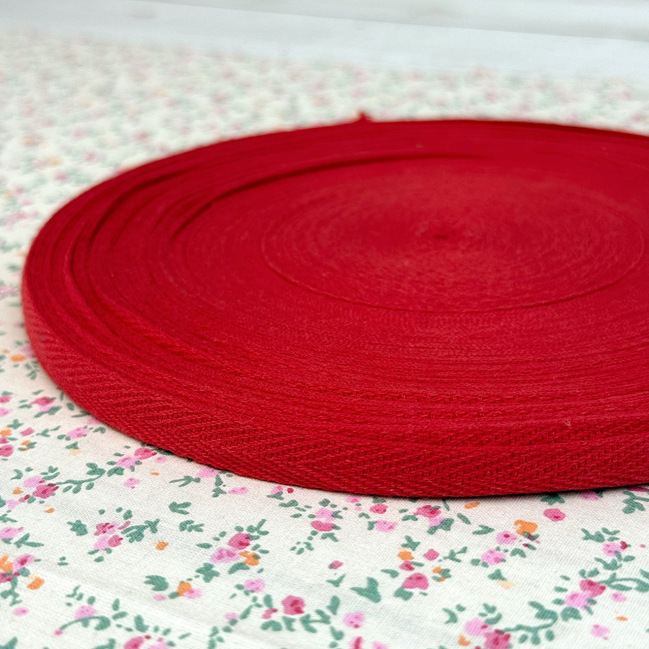 Тасьма кіперна 1 см, червона