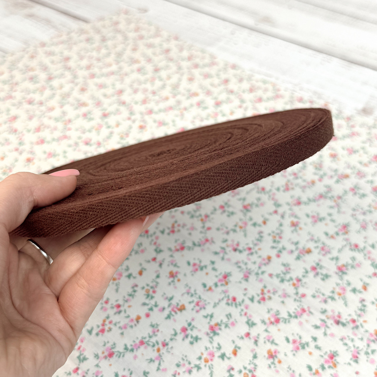 Тасьма кіперна 1 см, коричнева