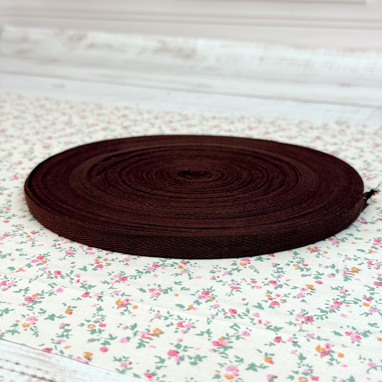 Тасьма кіперна 1 см, коричнева