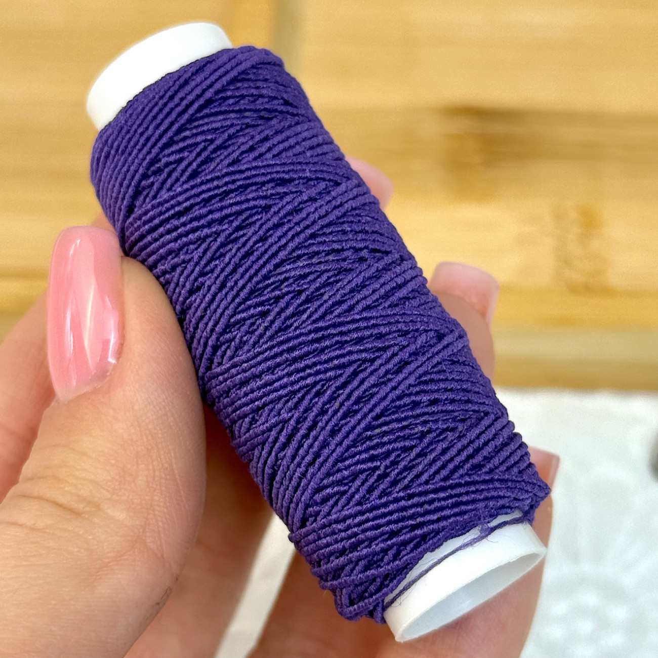 Нитка-резинка (спандекс), фіолетова