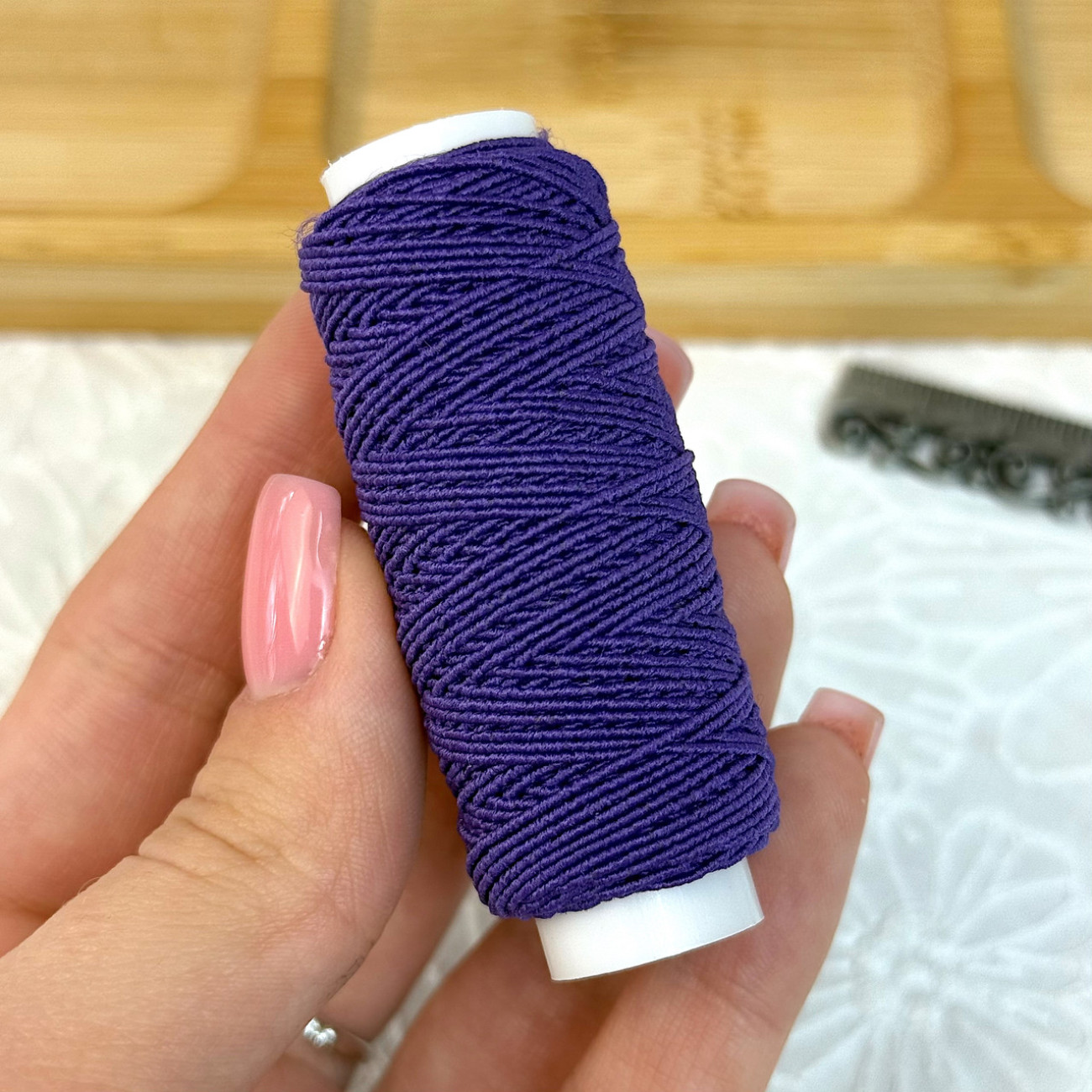 Нитка-резинка (спандекс), фіолетова