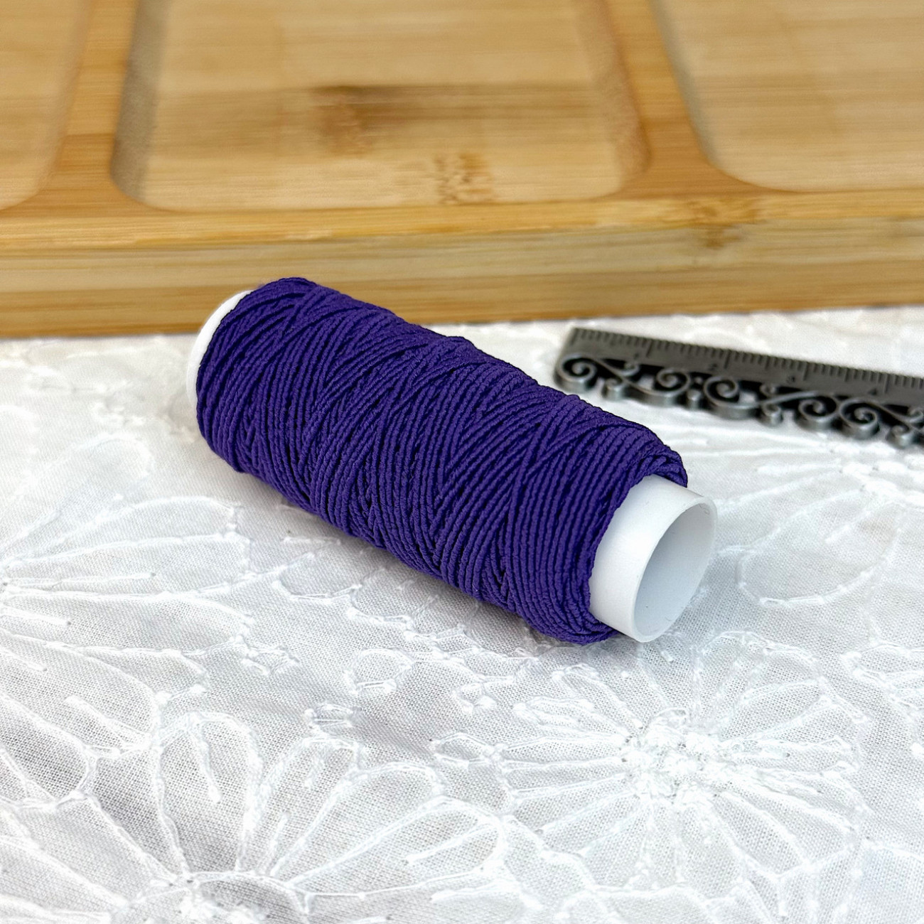 Нитка-резинка (спандекс), фіолетова