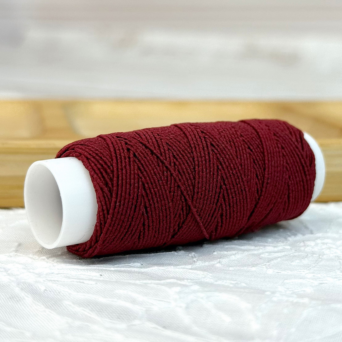 Нитка-резинка (спандекс), бордова