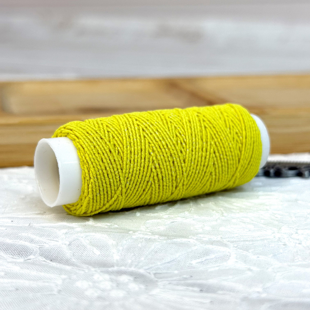 Нитка-резинка (спандекс), лимонна