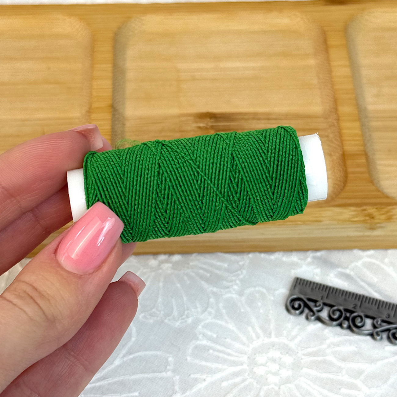 Нитка-резинка (спандекс), зелена