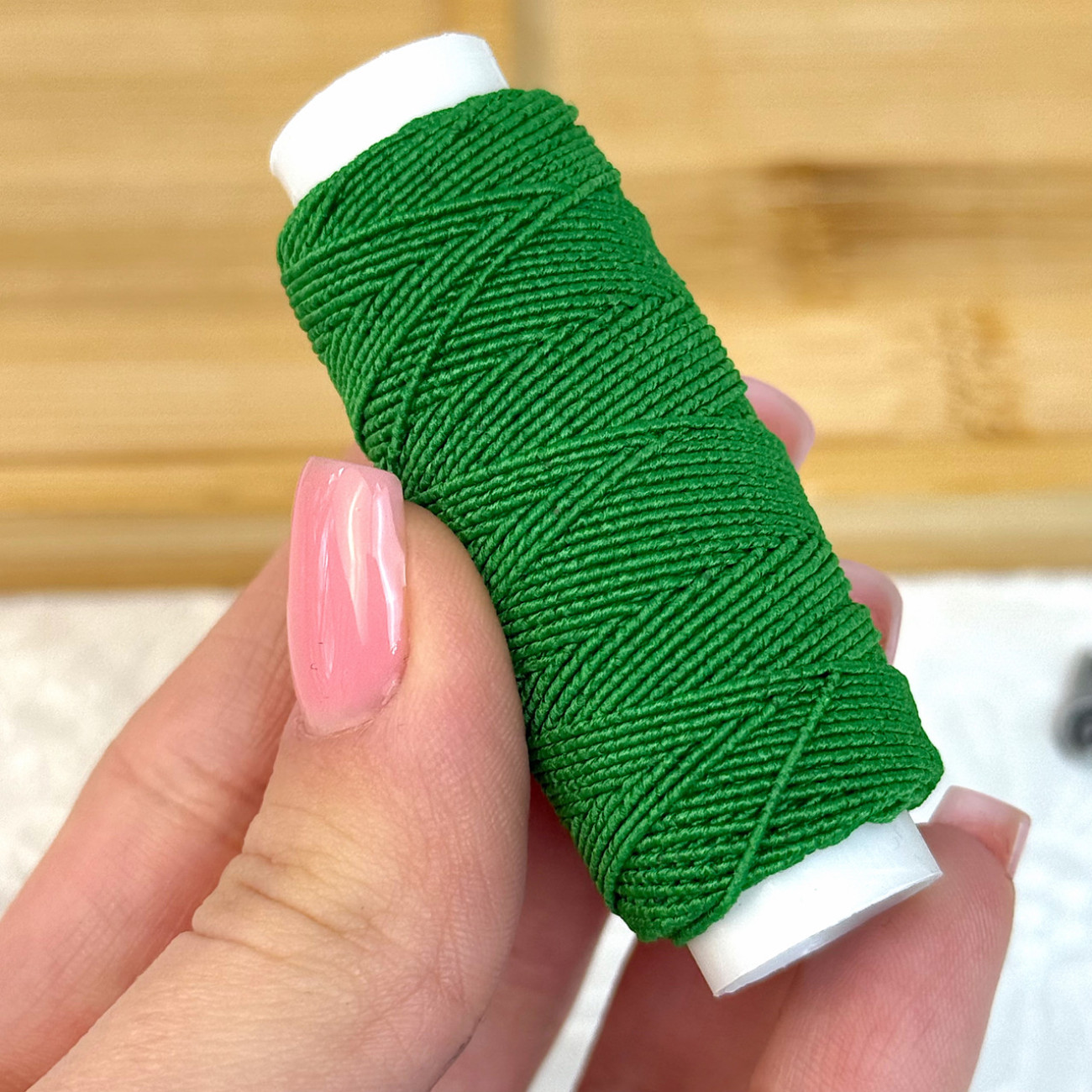 Нитка-резинка (спандекс), зелена