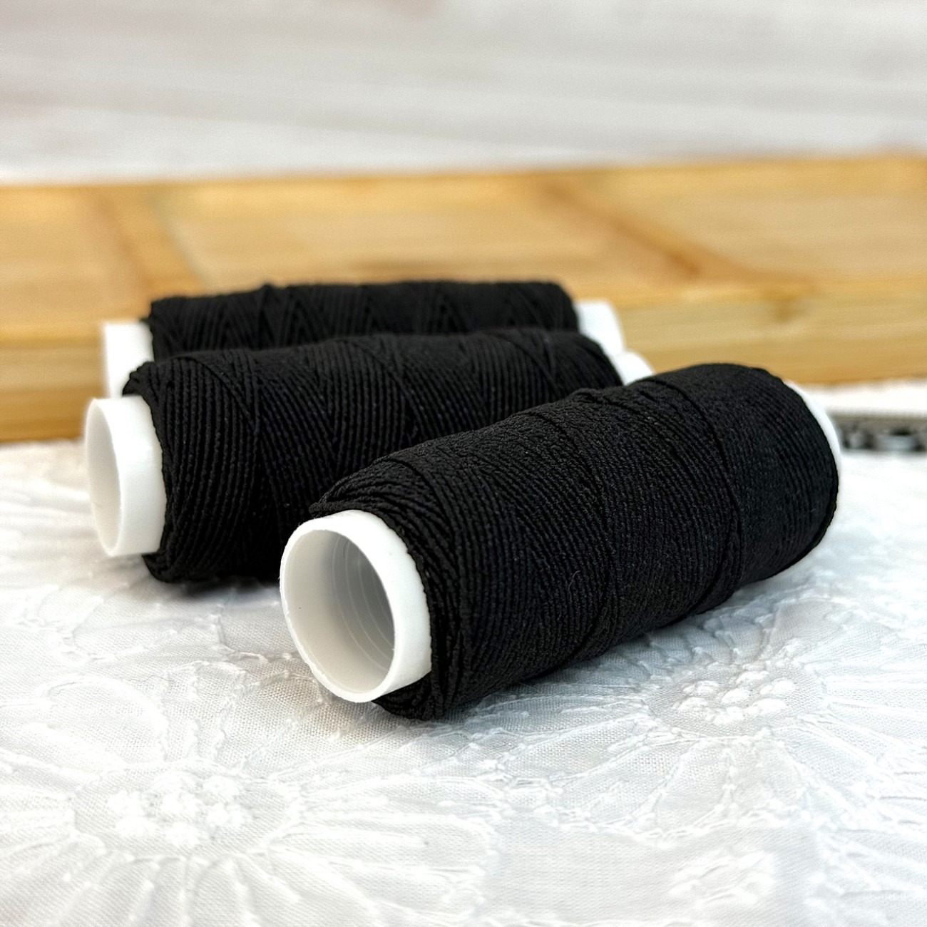 Нитка-резинка (спандекс), чорна