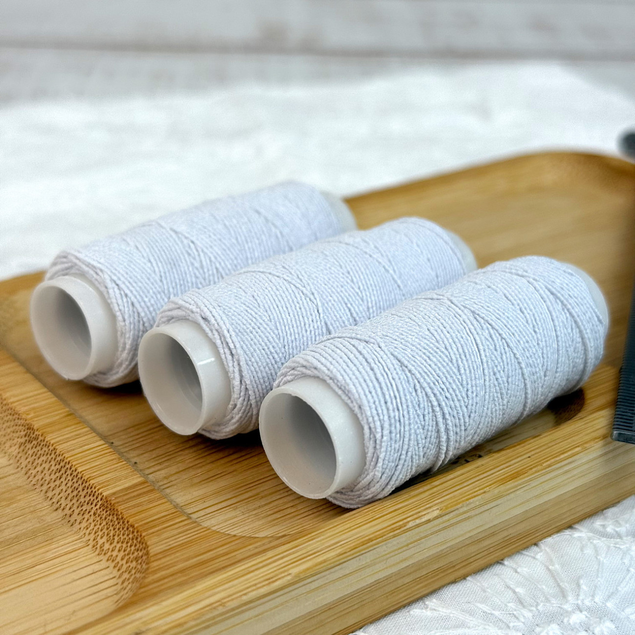 Нитка-резинка (спандекс), біла