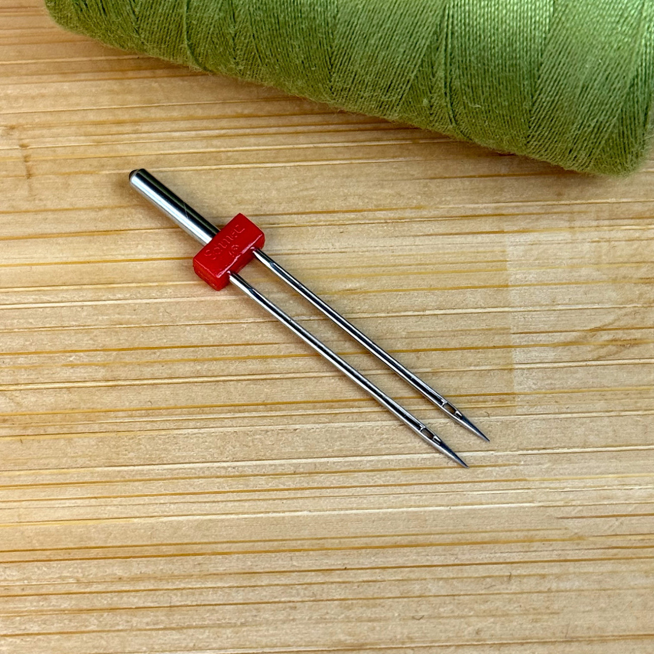 Голки Schmetz Universal подвійна, №3,0/90