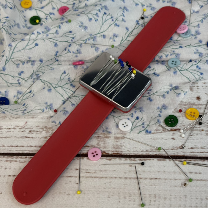 Гольниця-браслет магнітна (червона)