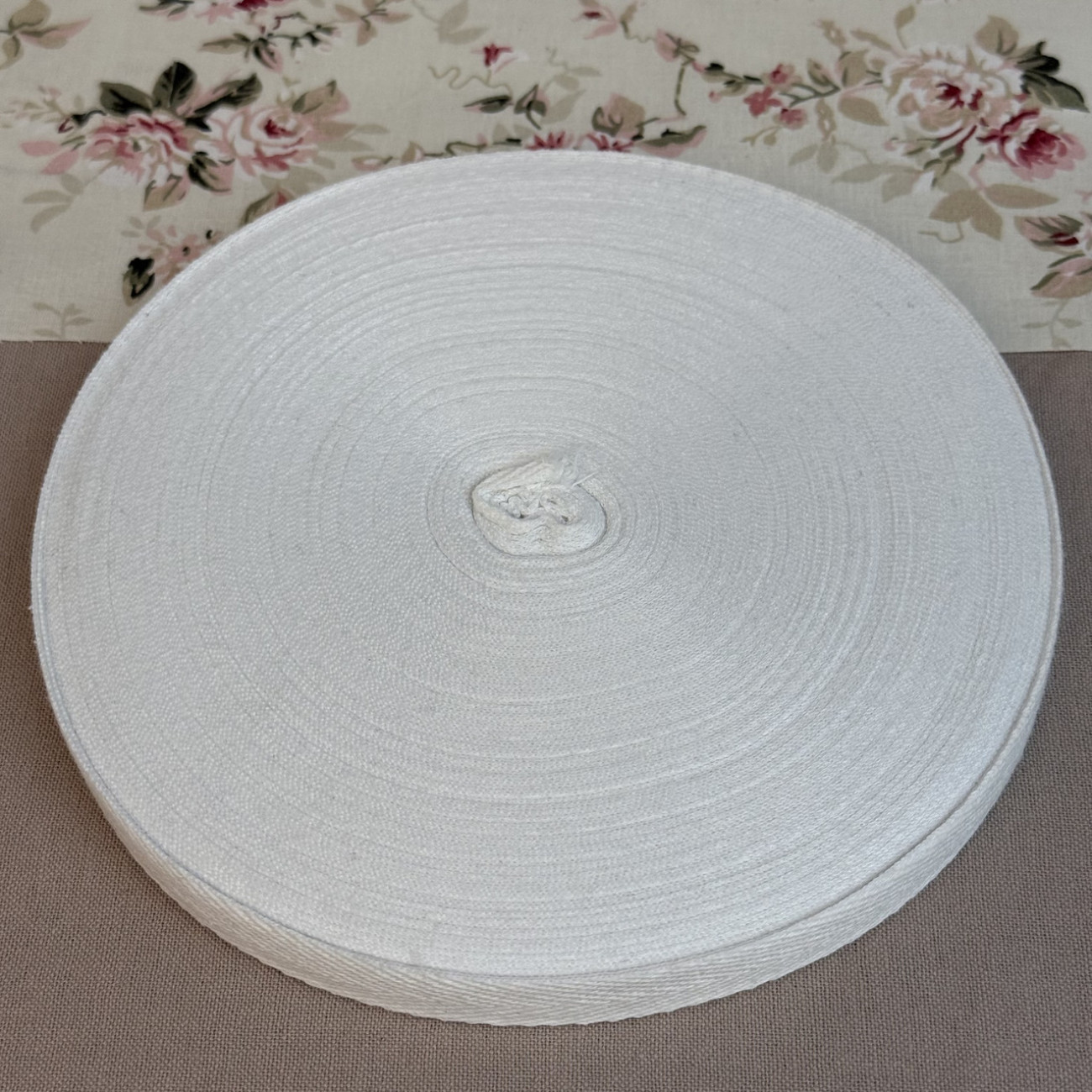 Тасьма кіперна 1,5 см, біла