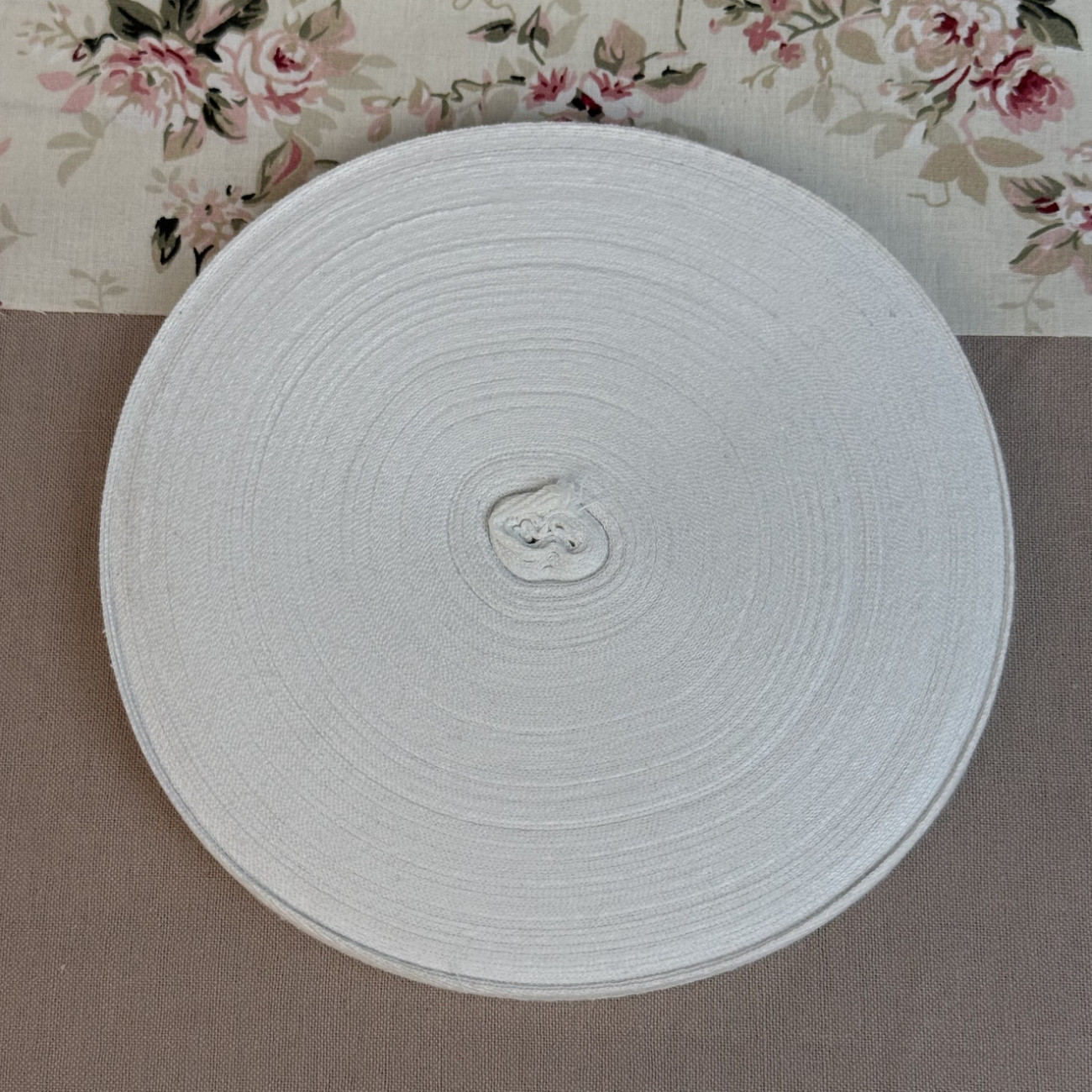 Тасьма кіперна 1,5 см, біла