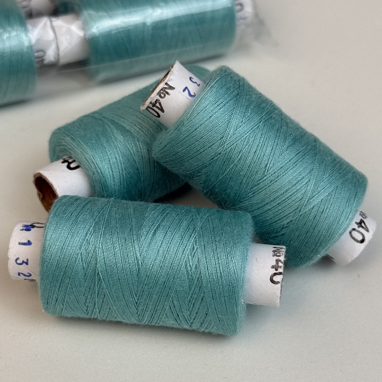 Нитки для шиття Peri 100% поліестер, 40/2, 400Y (№132)