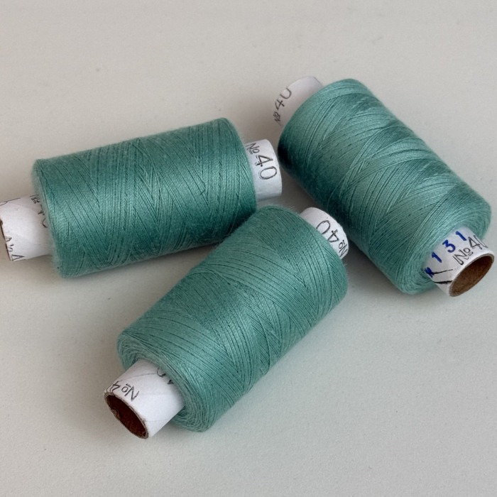 Нитки для шиття Peri 100% поліестер, 40/2, 400Y (№131)