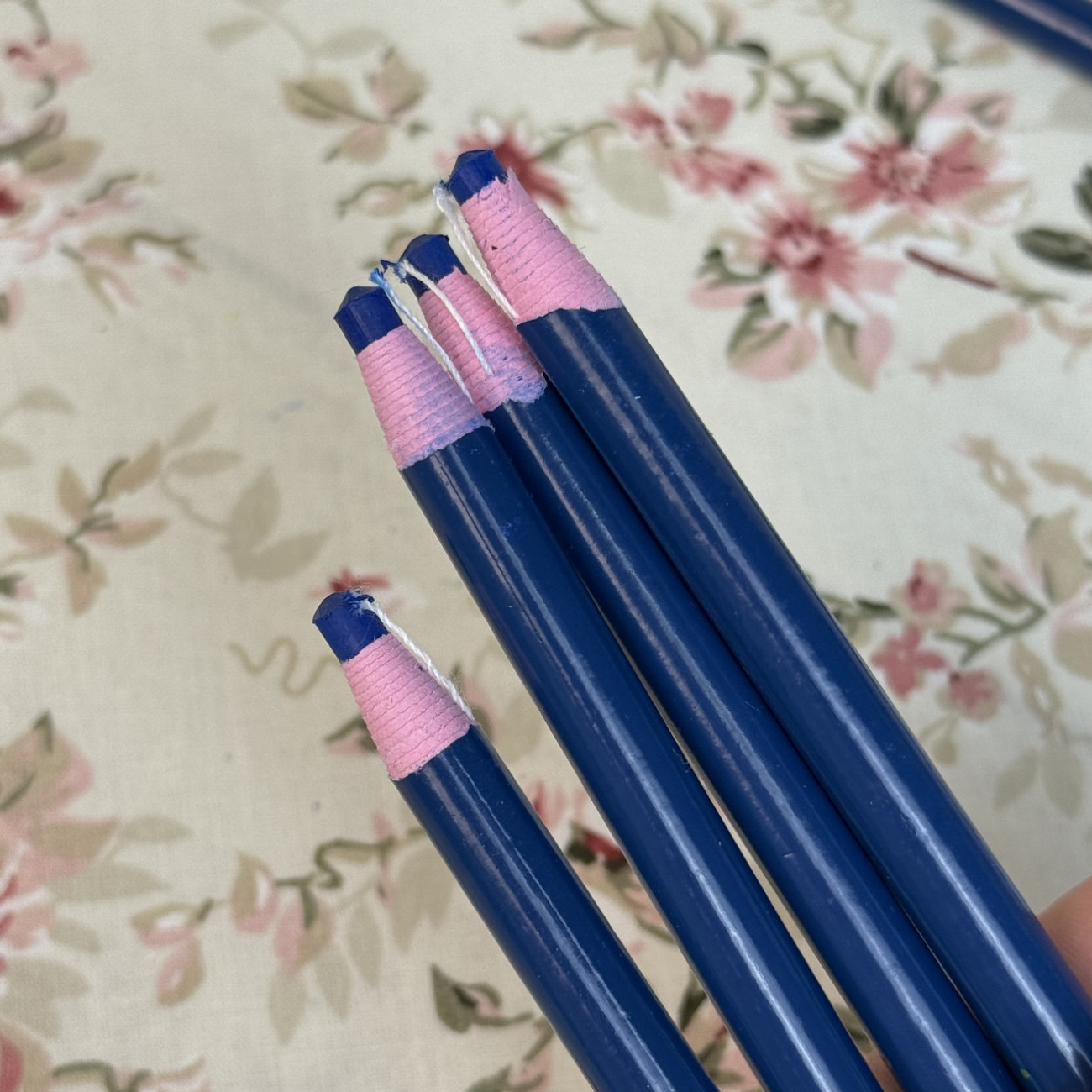 Олівець Standart для розмітки на тканині синій, самозаточувальний (водозмивний)