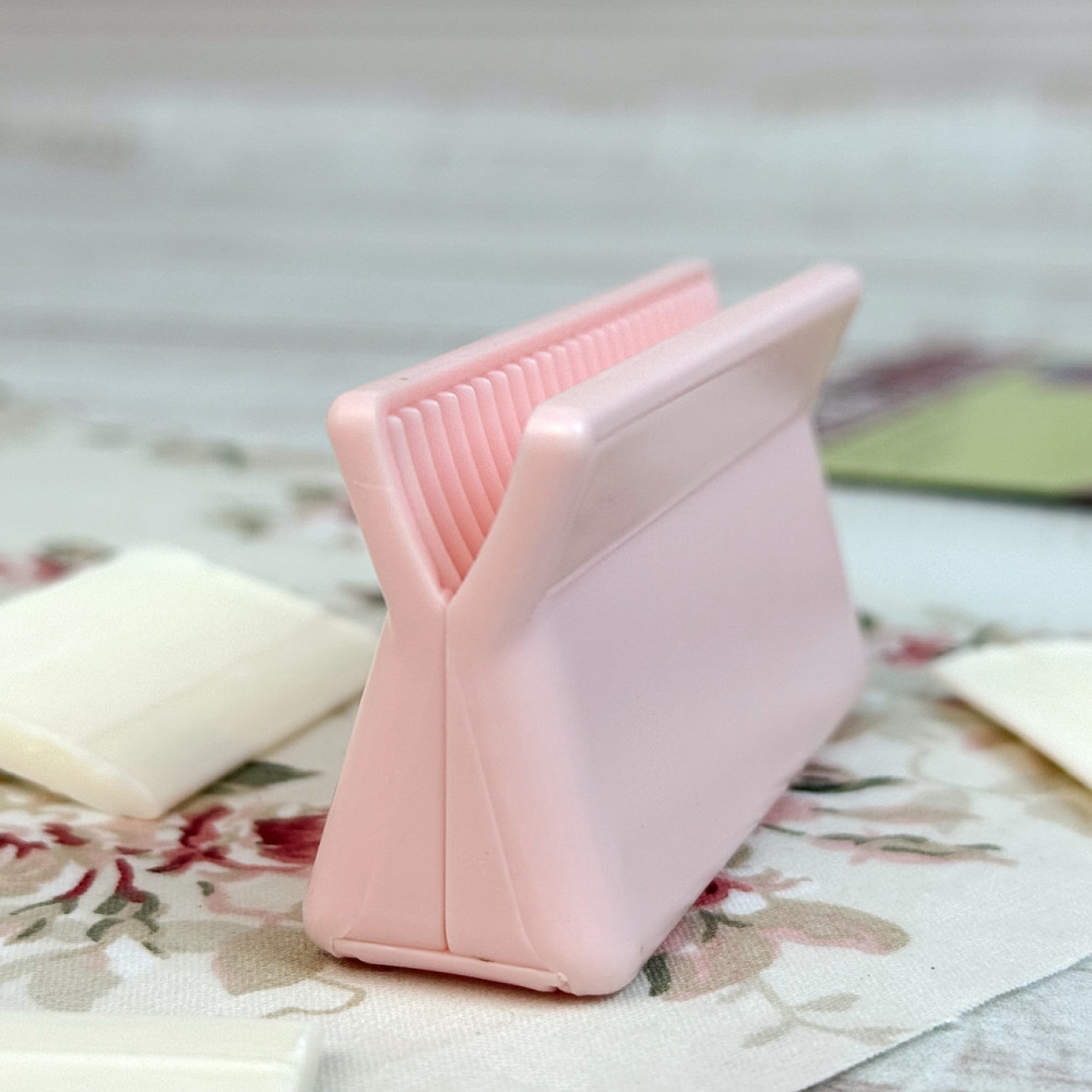 Точилка для крейди та мила рожева