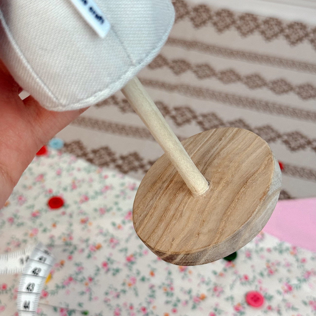 Гольниця-манекен Needle Craft бежева