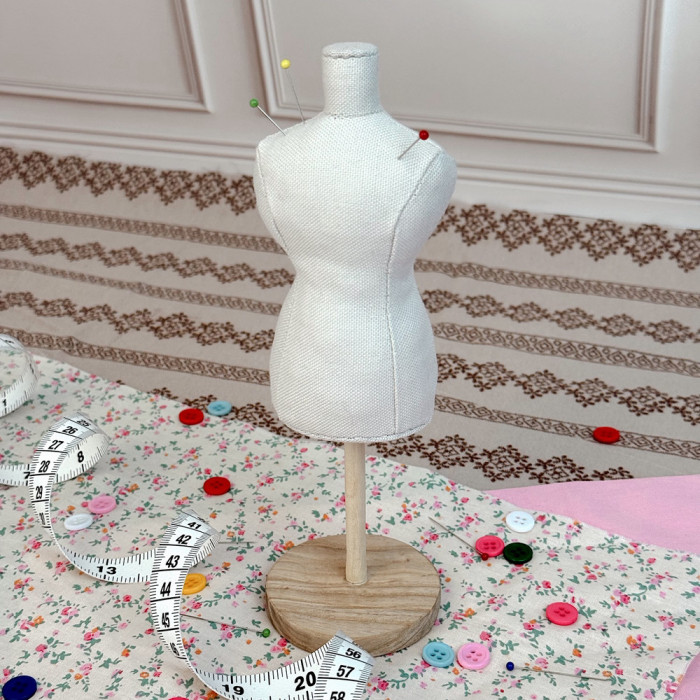 Гольниця-манекен Needle Craft бежева