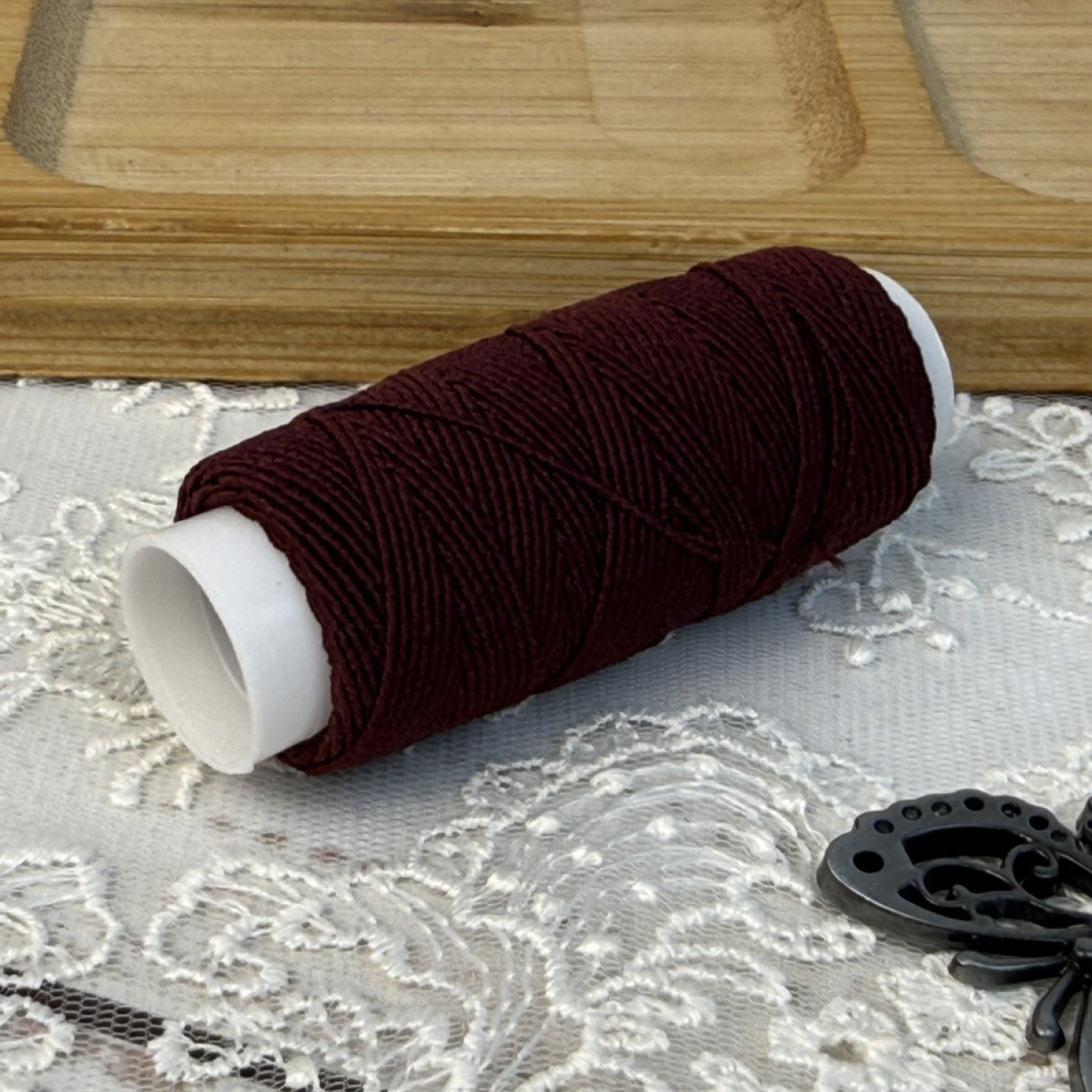 Нитка-резинка (спандекс), темно-коричнева