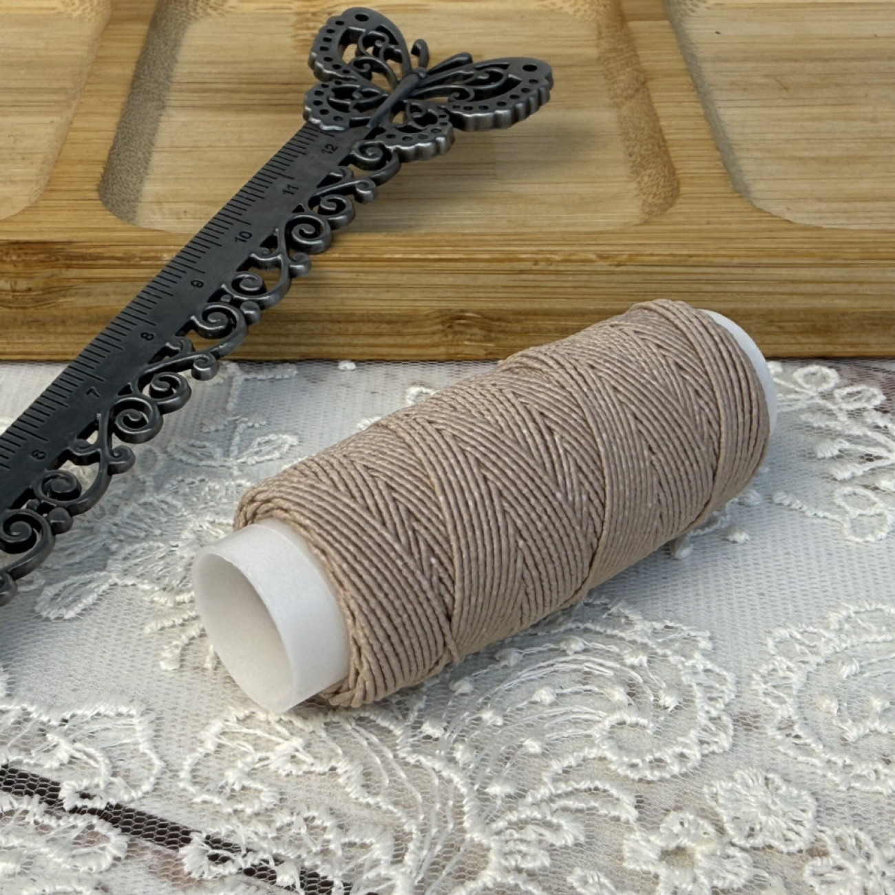 Нитка-резинка (спандекс), бежева