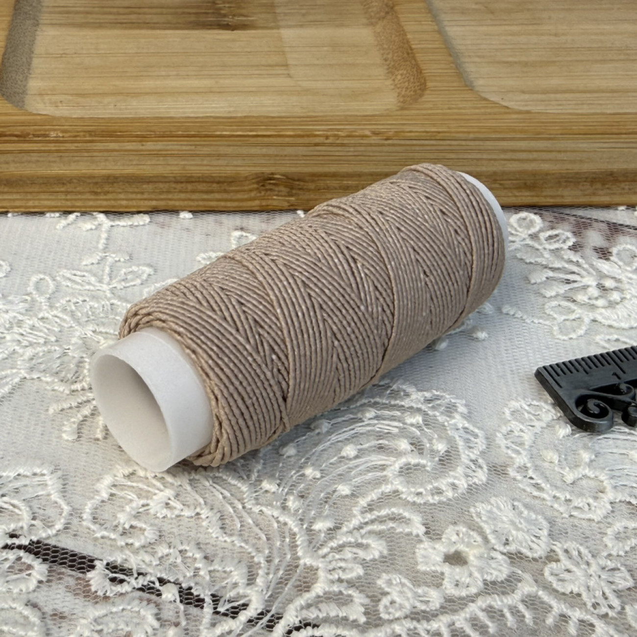 Нитка-резинка (спандекс), бежева