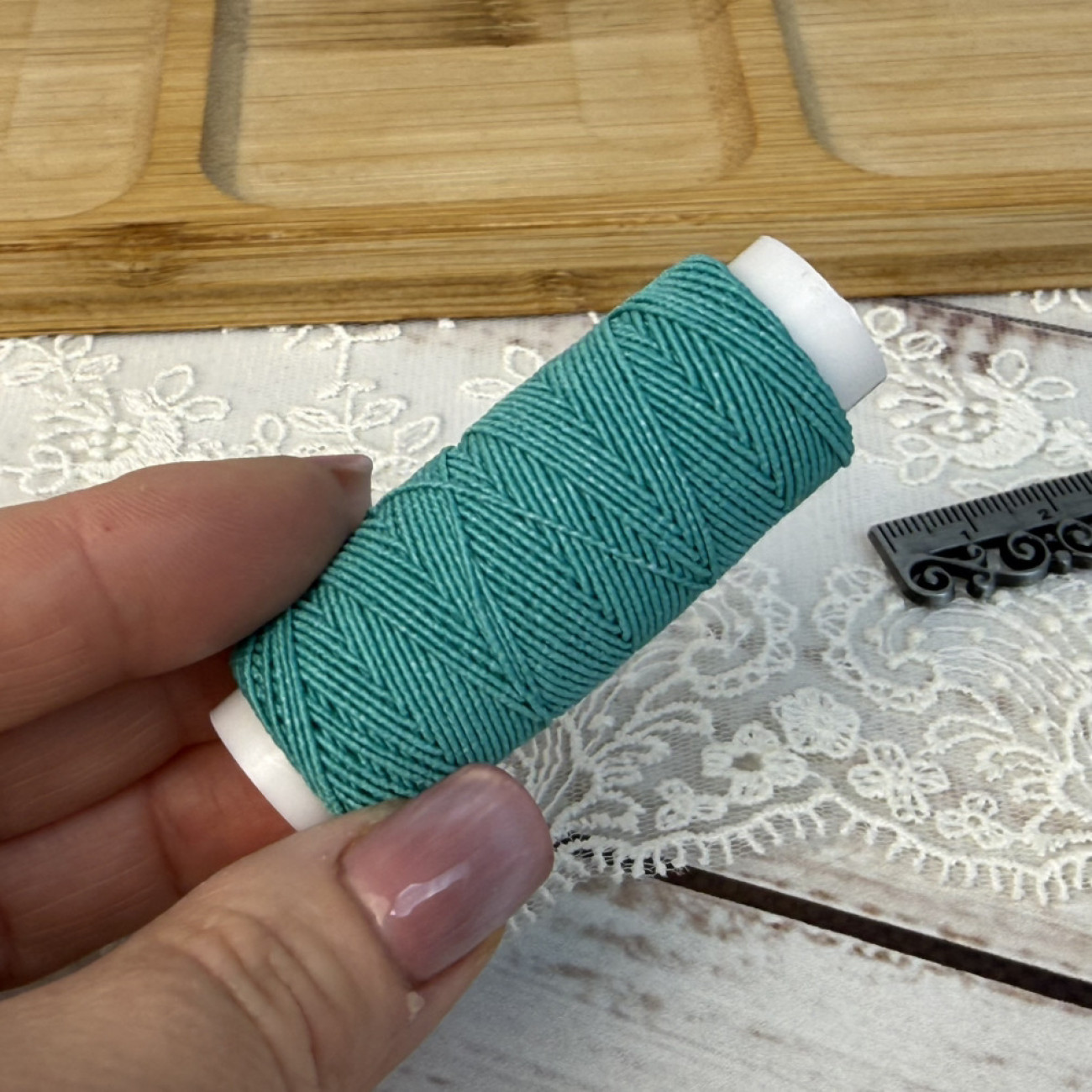 Нитка-резинка (спандекс), бірюзова