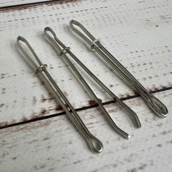 Резинковтягувач металевий – інструмент для вставлення резинки, шнурків та тасьми