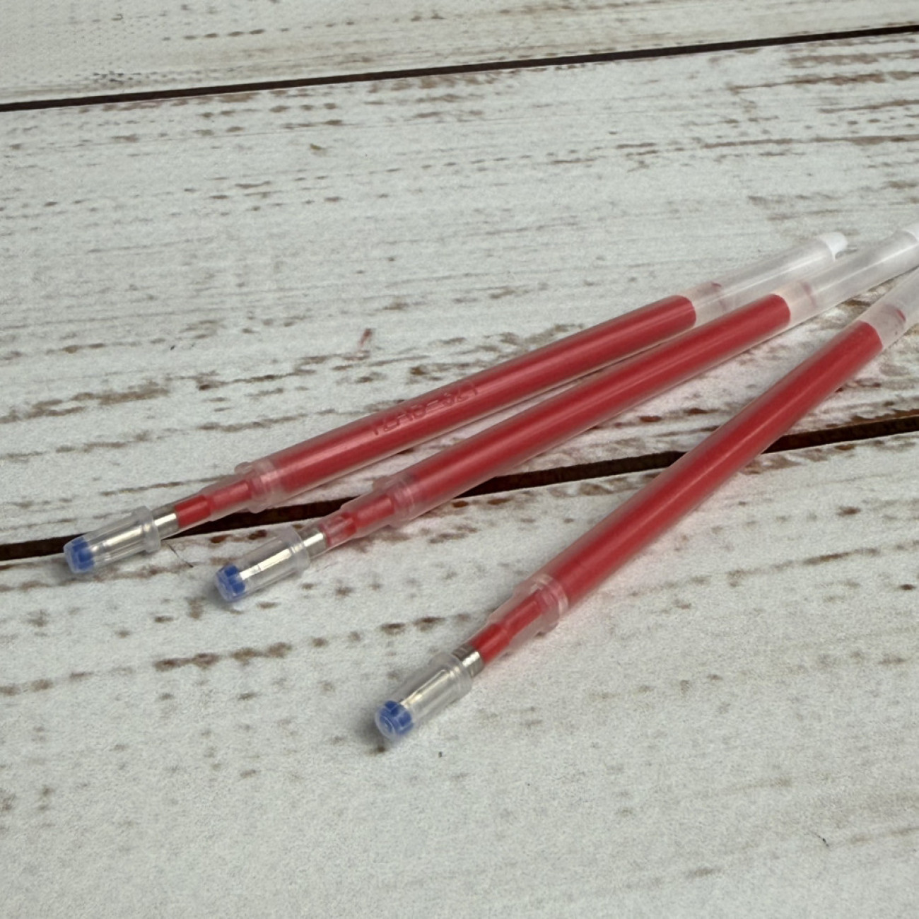 Стержень для розмітки на тканині, термозникаючий (червоний)