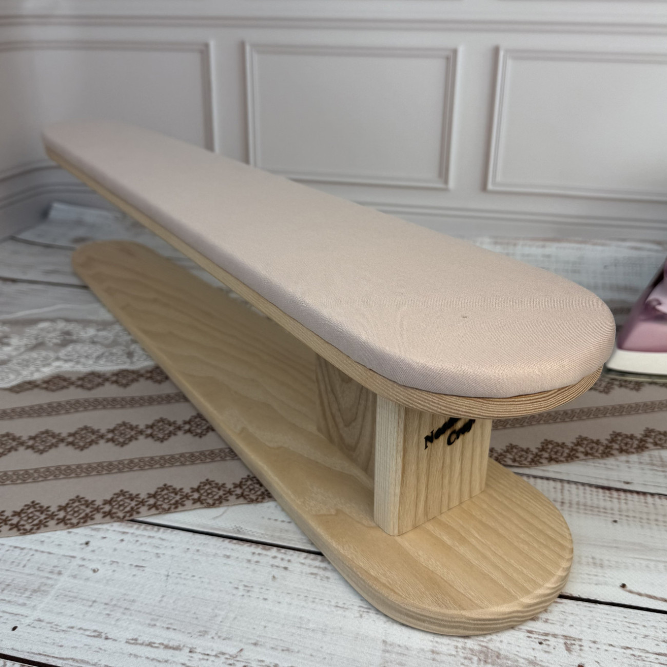 Кравецька колодка для ВТО Needle Craft Рукав стандартний Бежевий