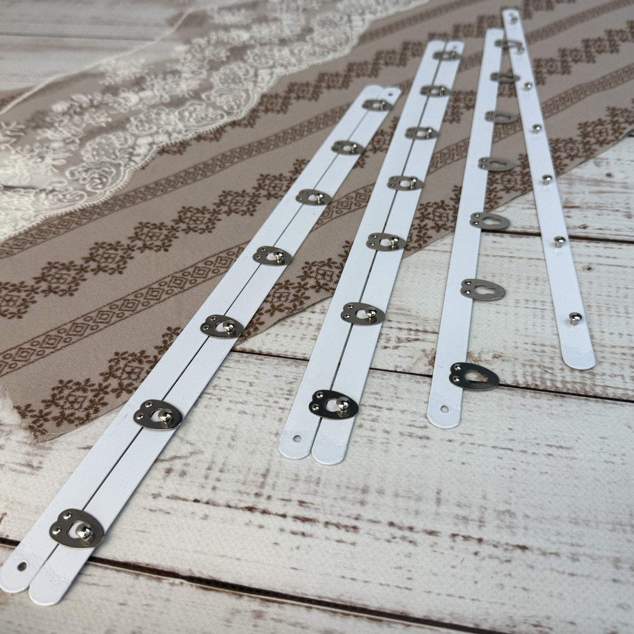 Бюск корсетний білий, 35 см, 7 застібок