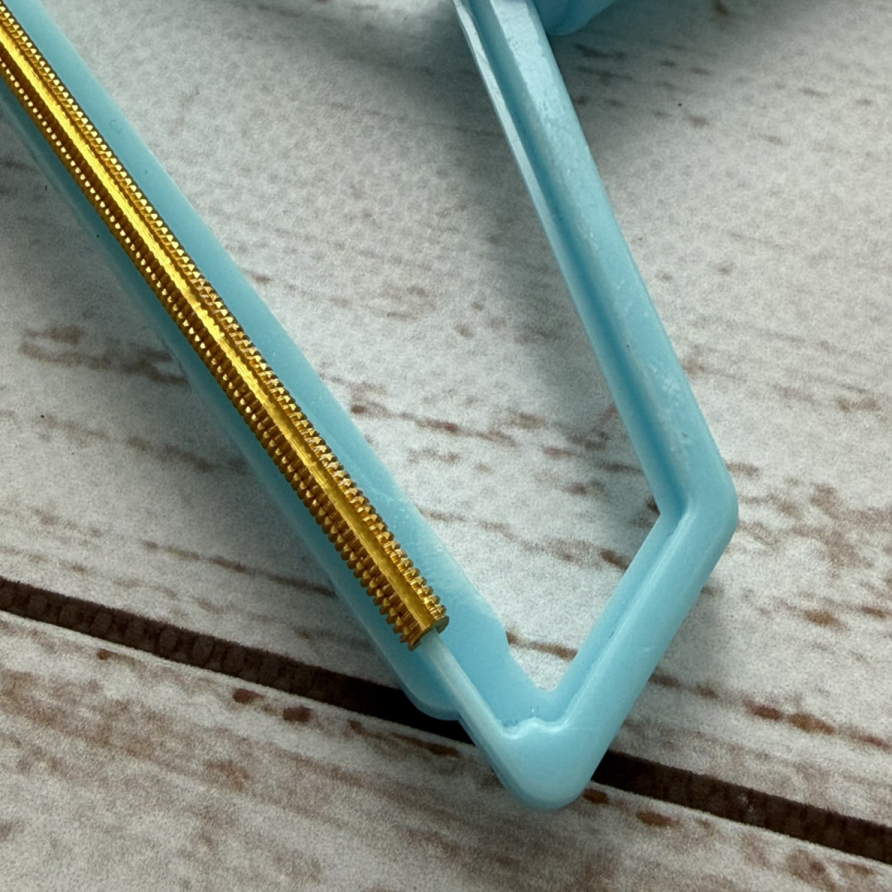 Щітка-бритва для видалення катишків і ворса