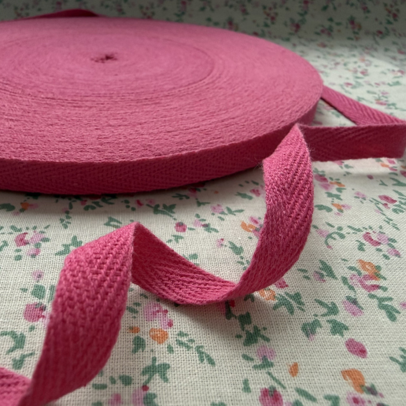 Тасьма кіперна 1 см, рожева