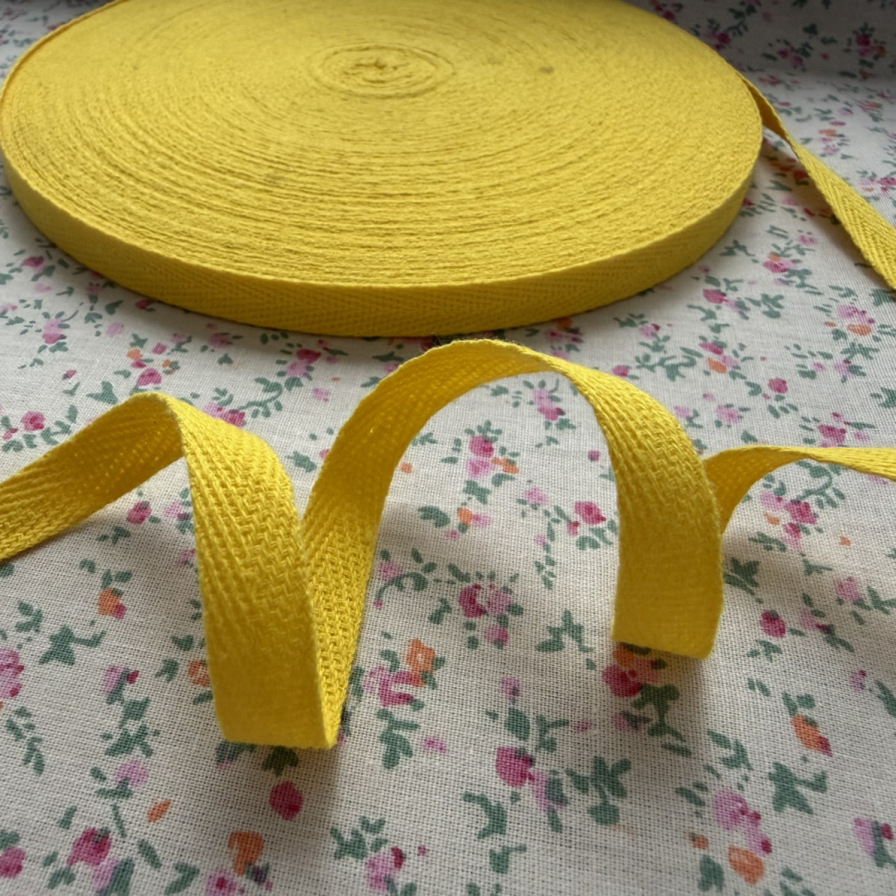 Тасьма кіперна 1 см, жовта