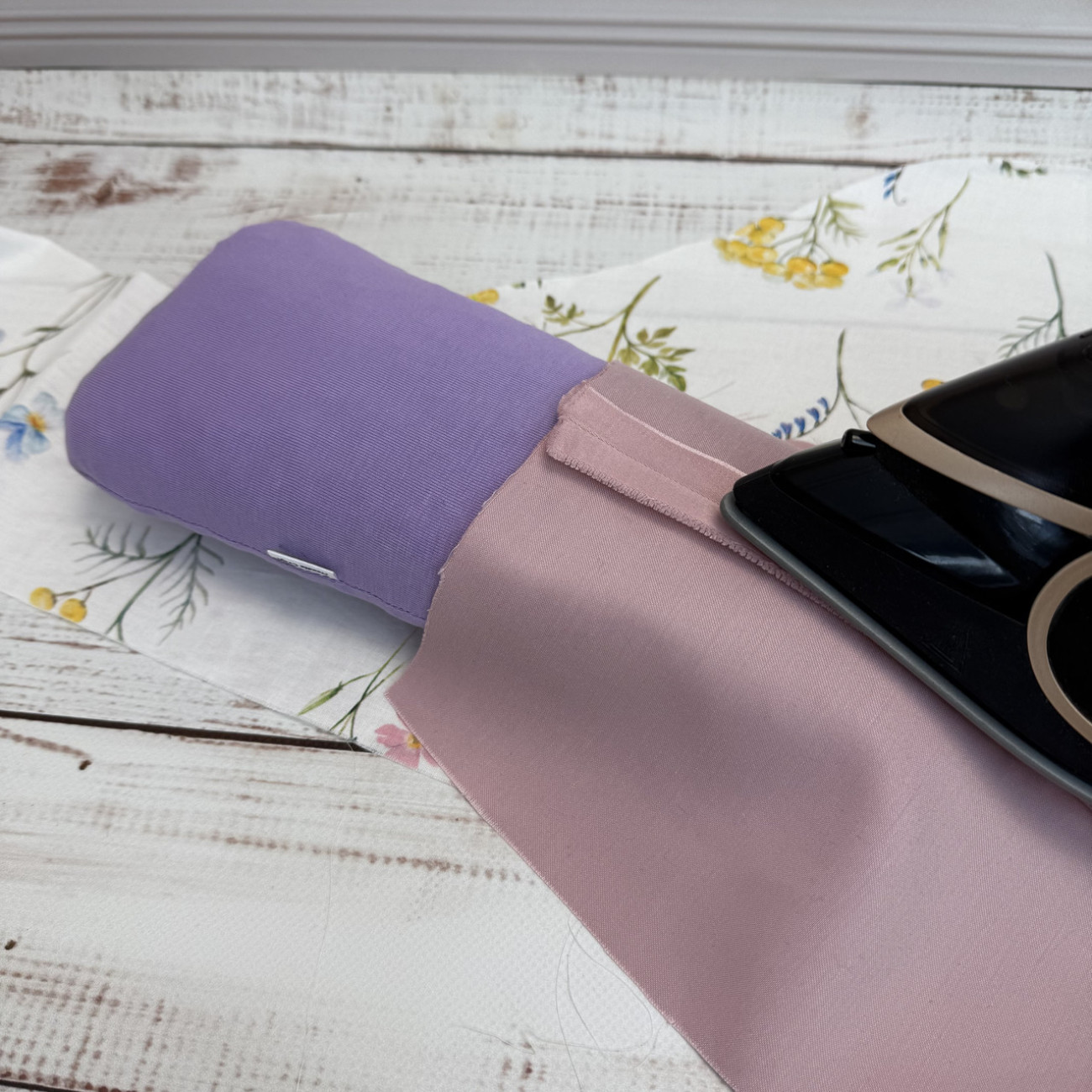 Кравецька подушечка для ВТО Needle Craft Рукавна Лілова