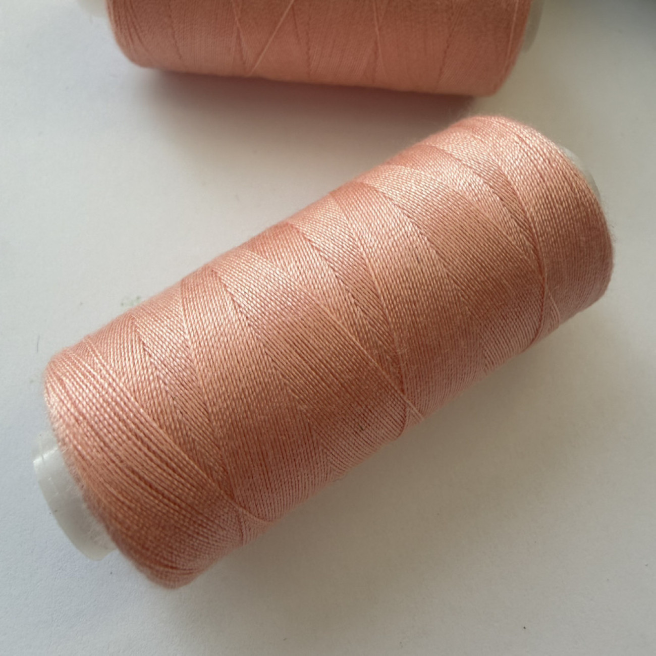 Нитки для шиття Peri 100% поліестер, 40/2, 400Y (№148)