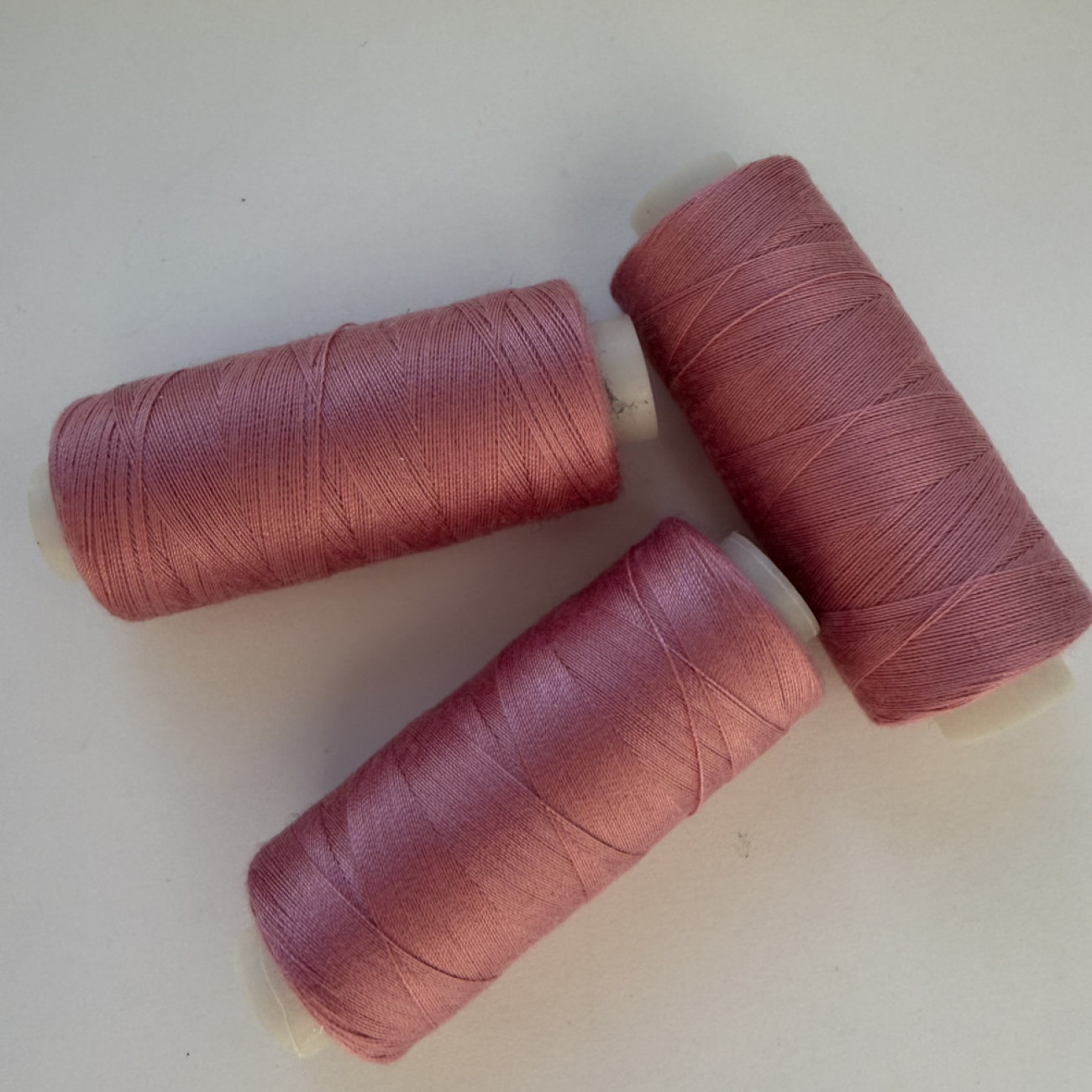 Нитки для шиття Peri 100% поліестер, 40/2, 400Y (№150)