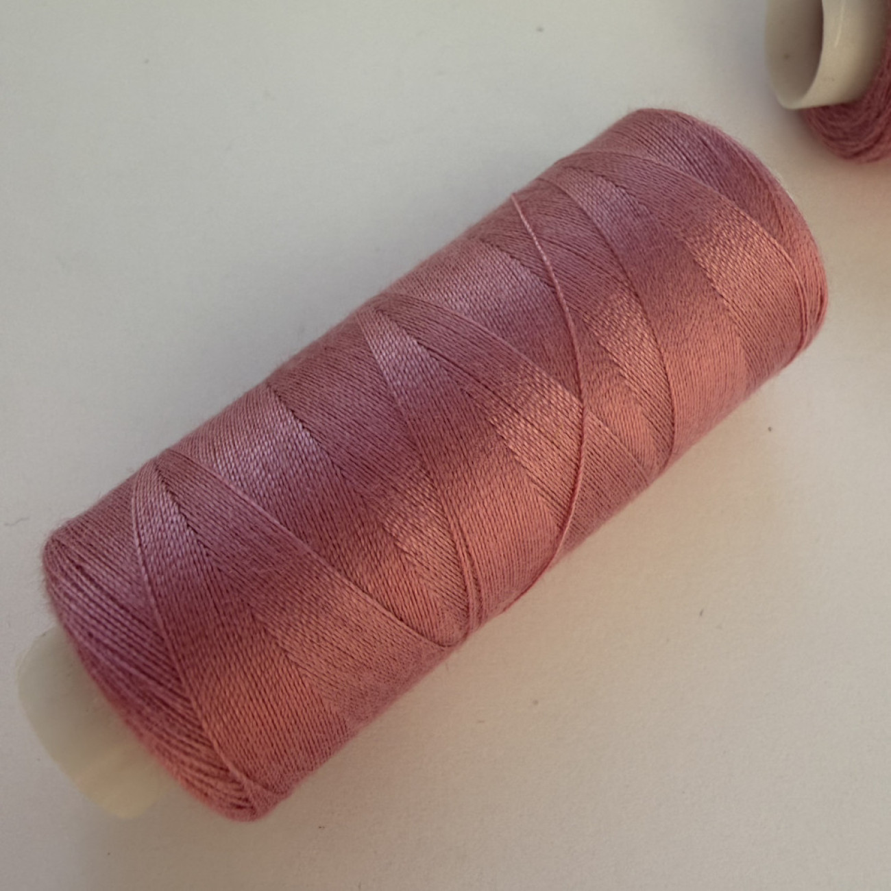 Нитки для шиття Peri 100% поліестер, 40/2, 400Y (№150)