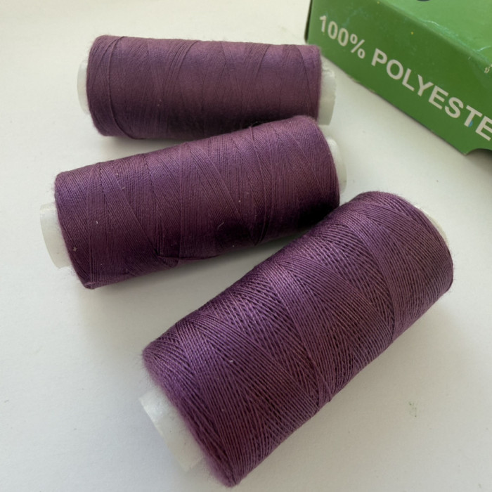 Нитки для шиття Peri 100% поліестер, 40/2, 400Y (№215)