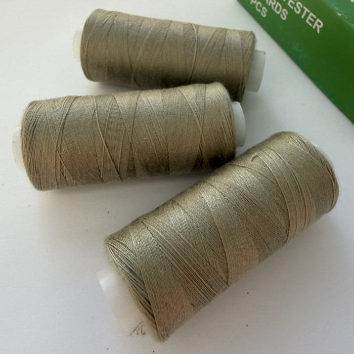 Нитки для шиття Peri 100% поліестер, 40/2, 400Y (№168)