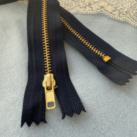 Блискавка металева нероз'ємна, 18 см, синя