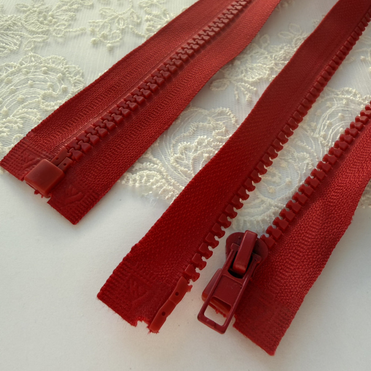 Тракторна блискавка роз'ємна , 55 см, червона