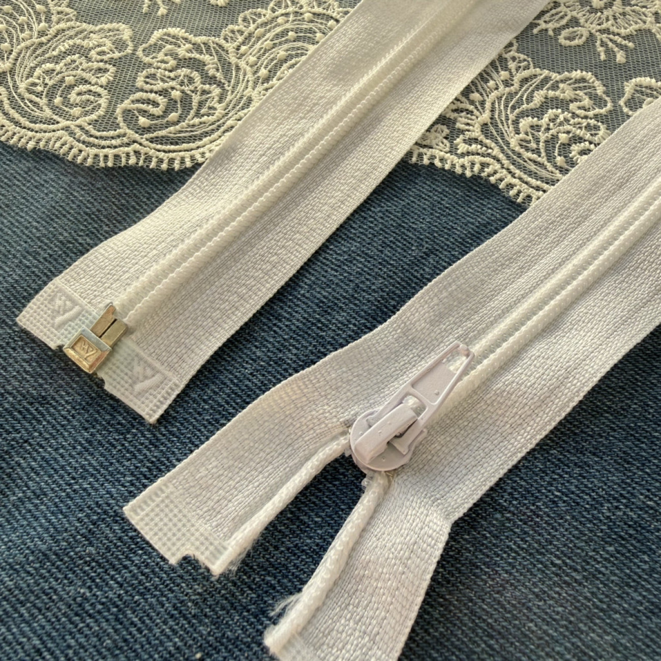 Вита блискавка роз'ємна, 55 см, біла