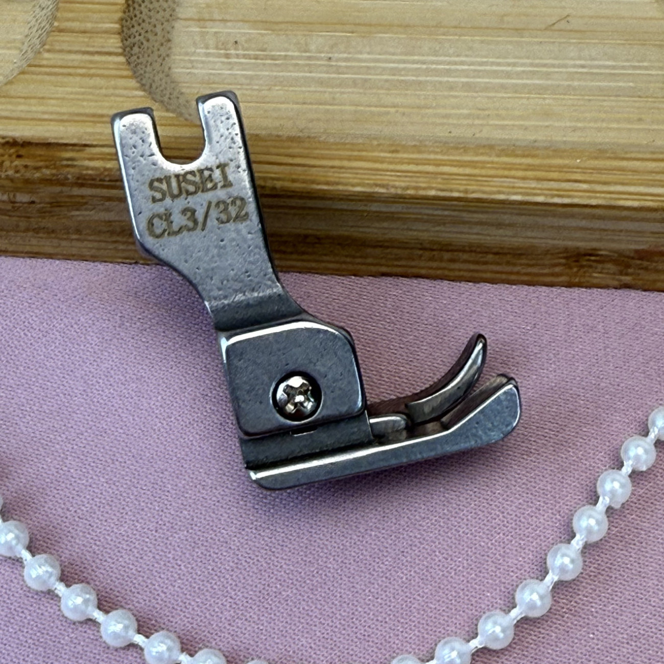 Лапка ПШМ CL 3/32 для відстрочки підпружинена на 2,4 мм ліва