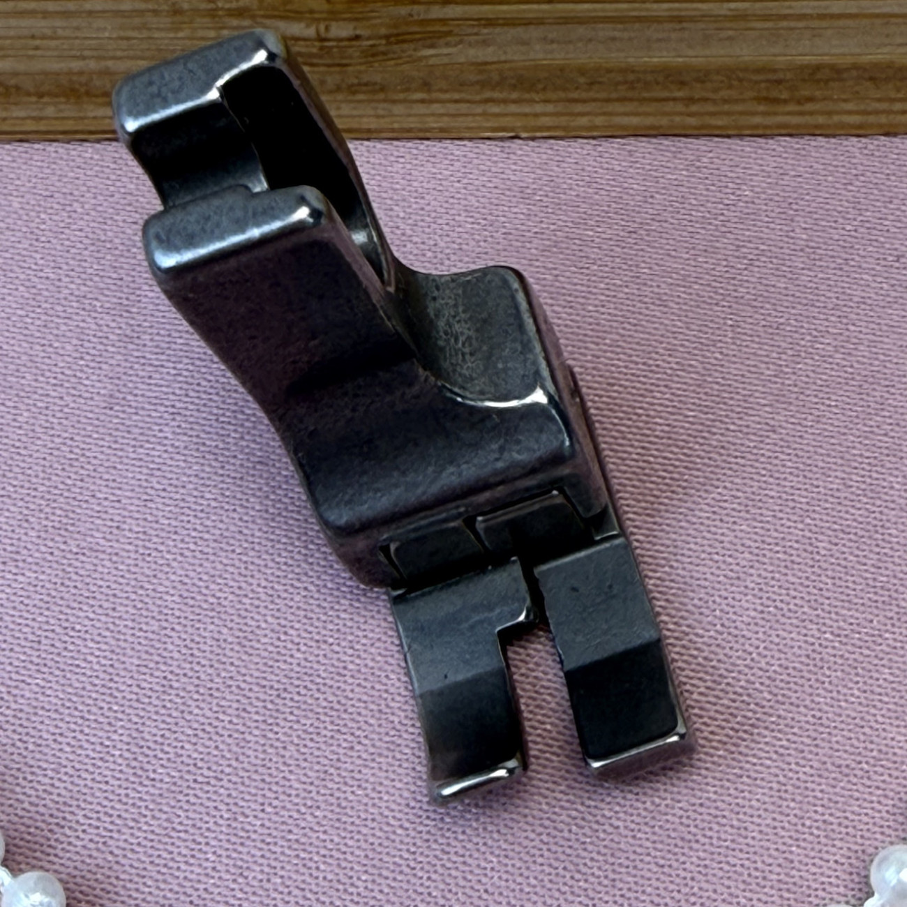 Лапка ПШМ CR 1/16 для відстрочки підпружинена на 1,6 мм права