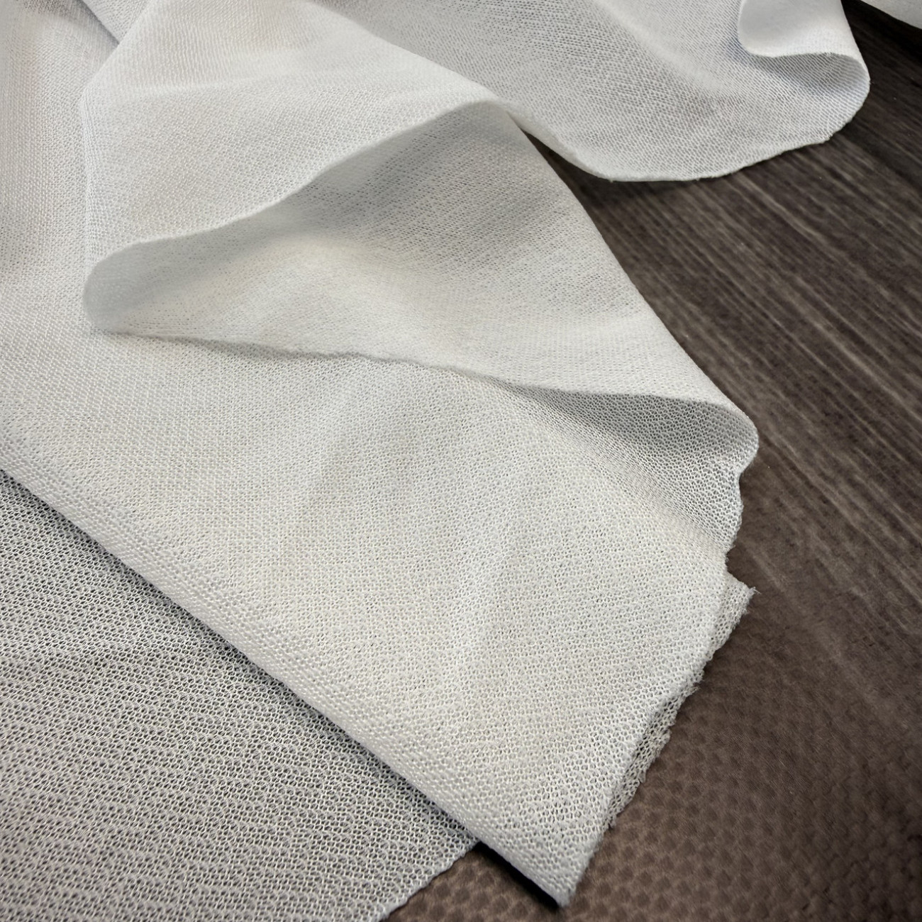 Дублерин клейовий Стрейчовий білий 150 см